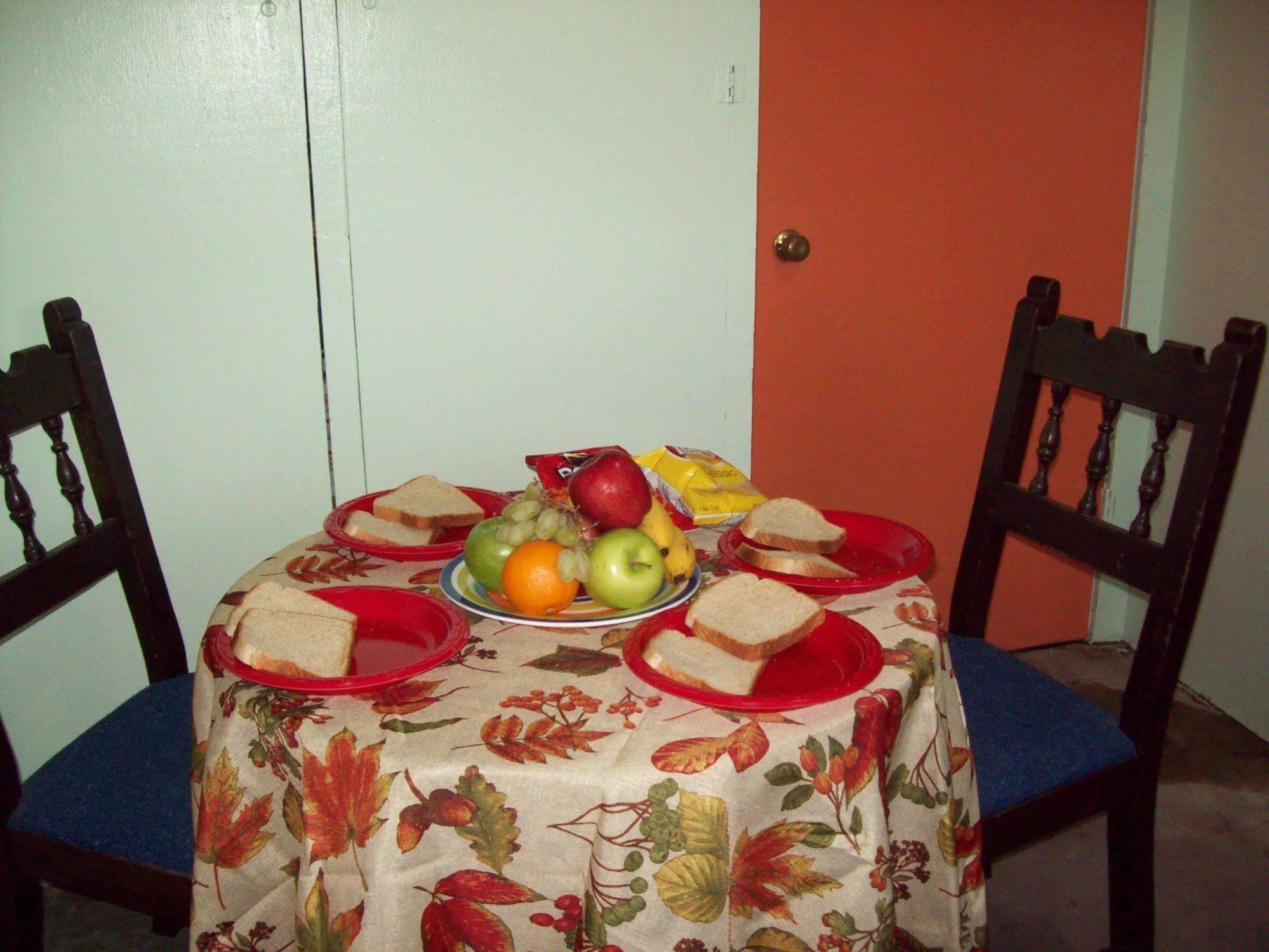 Budget Inn Sanderson Bagian luar foto